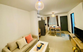 Townhome 3 beds 3 baths peaceful full funiture&Air con
